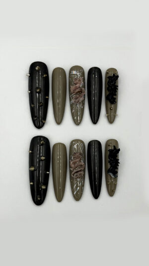 Dark Obsession – Handmade Press-On Nails with 3D & Metallic Details